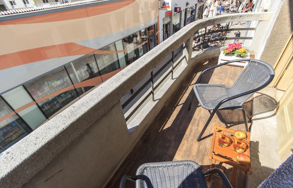 Spacious & Smart Center Apartment プーラ 部屋 写真